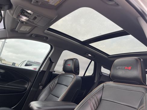 Used 2024 GMC Terrain AT4 w/ Infotainment Package II image 10