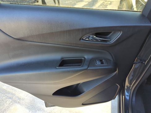 Used 2023 Chevrolet Equinox LT FWD image 8