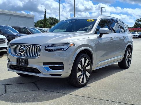 Certified 2024 Volvo XC90 T8 Plus w/ Protection Package Premier image 3