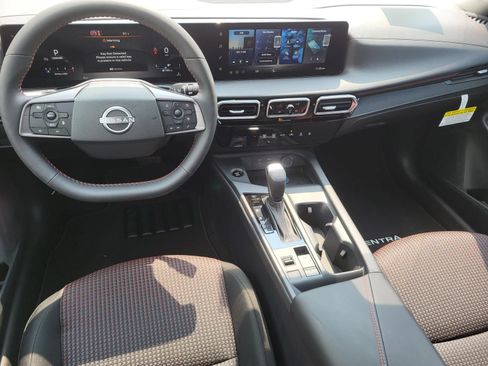 New 2027 Nissan Sentra SR w/ Floor Mat Package FWD image 14