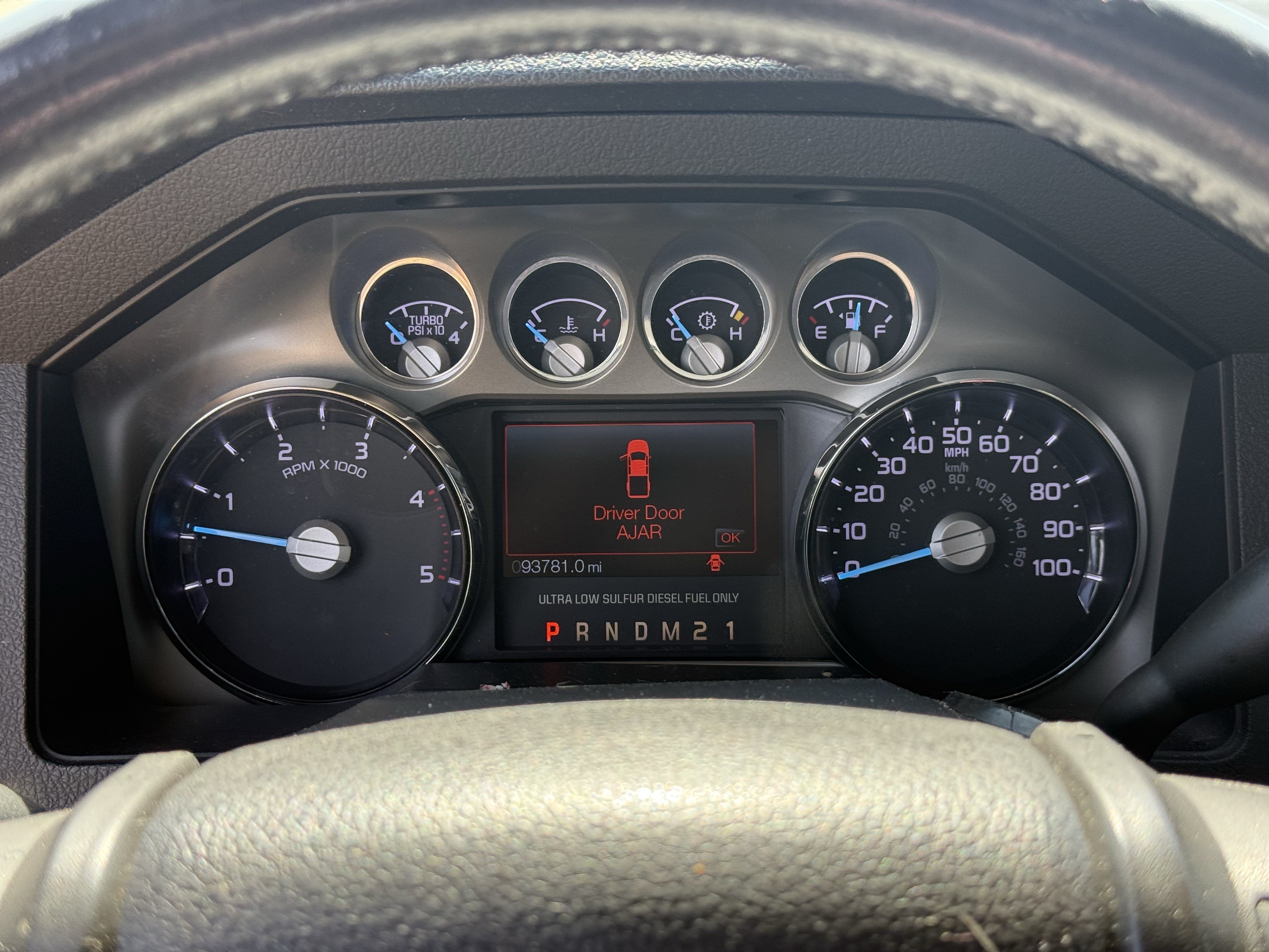 Used 2015 Ford F250 Lariat w/ Lariat Interior Package AWD/4WD image 18