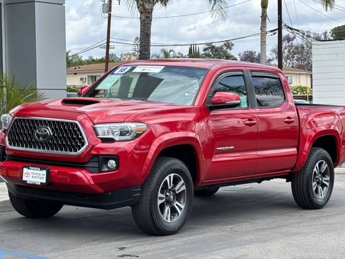 Certified 2018 Toyota Tacoma TRD Sport RWD image 10
