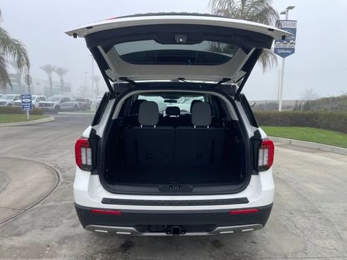 New 2026 Ford Explorer Active w/ Active Comfort Package image 25