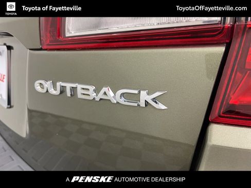 Used 2018 Subaru Outback 2.5i Touring w/ Popular Package #3 image 3