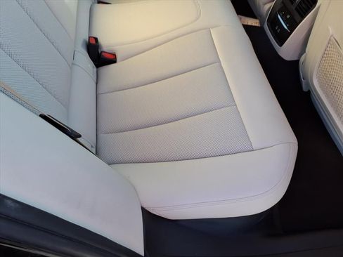 Used 2022 BMW 330i xDrive Sedan w/ Premium Package image 20