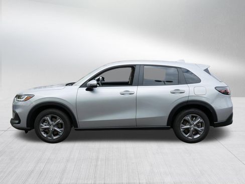 Certified 2026 Honda HR-V LX image 4