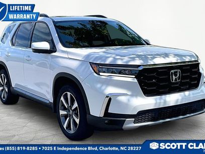 Used 2025 Honda Pilot Elite