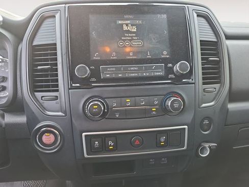 Used 2023 Nissan Titan S RWD image 10