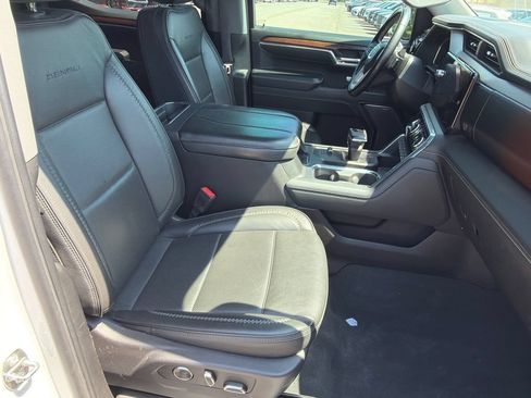 Used 2024 GMC Sierra 1500 Denali w/ Denali Reserve Package AWD/4WD image 13