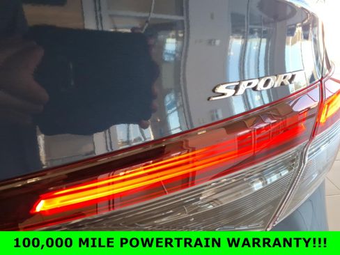 Certified 2025 Honda Civic Sport image 17