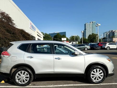 Used 2015 Nissan Rogue S AWD/4WD image 8