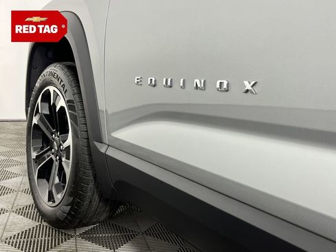 New 2026 Chevrolet Equinox LT w/ Convenience Package II image 25