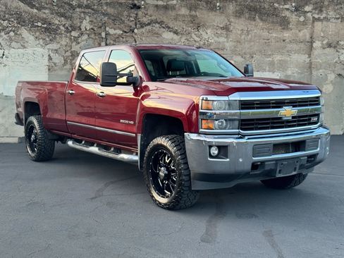 Used 2015 Chevrolet Silverado 3500 LTZ w/ Duramax Plus Package image 5