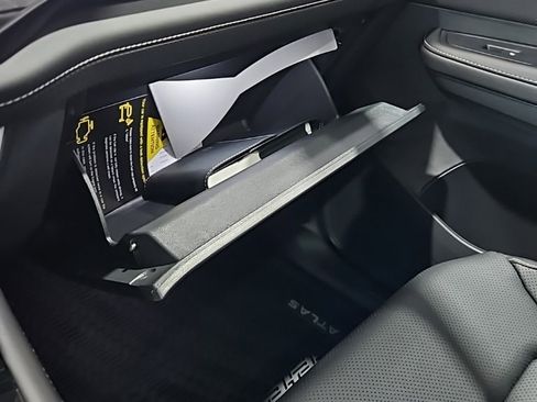 New 2026 Volkswagen Atlas SE image 31