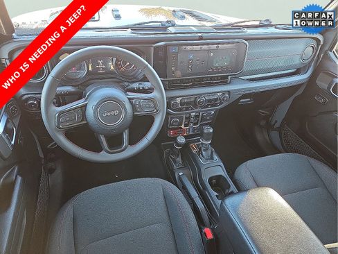 Used 2024 Jeep Wrangler Unlimited Rubicon image 11