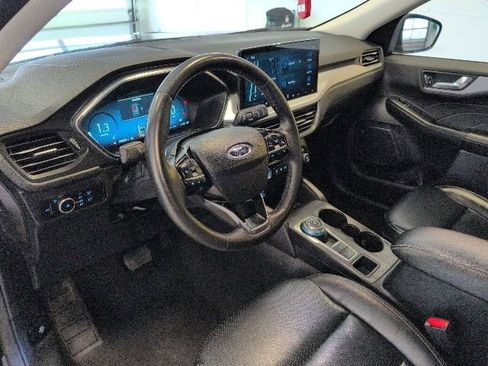 Certified 2023 Ford Escape Platinum AWD/4WD image 10