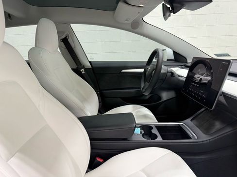 Used 2023 Tesla Model 3 Performance image 41