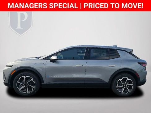 New 2026 Chevrolet Equinox EV LT image 10