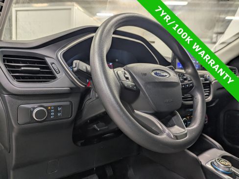 Used 2022 Ford Escape SE image 27