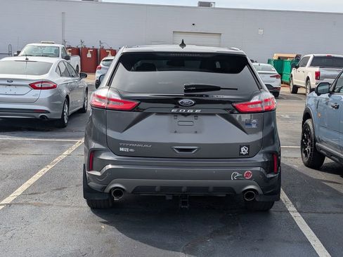 Used 2021 Ford Edge Titanium w/ Equipment Group 301A image 7