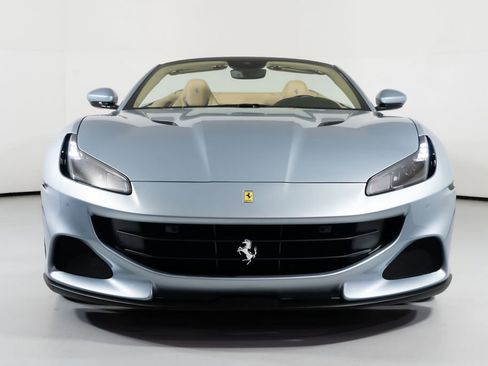 Used 2022 Ferrari Portofino M RWD image 24