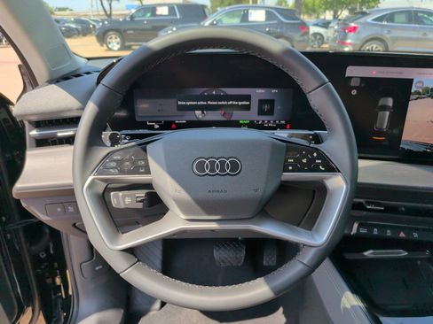 Used 2026 Audi Q3 quattro 2.0T AWD/4WD image 18