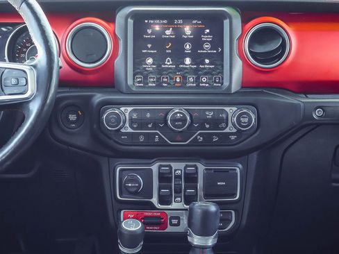 Used 2020 Jeep Wrangler Unlimited Rubicon AWD/4WD image 8