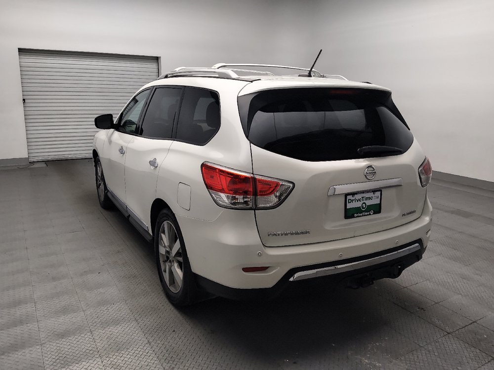 Used 2016 Nissan Pathfinder Platinum FWD image 5