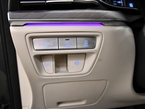 Used 2022 Genesis G80 2.5T w/ Advanced Package image 22