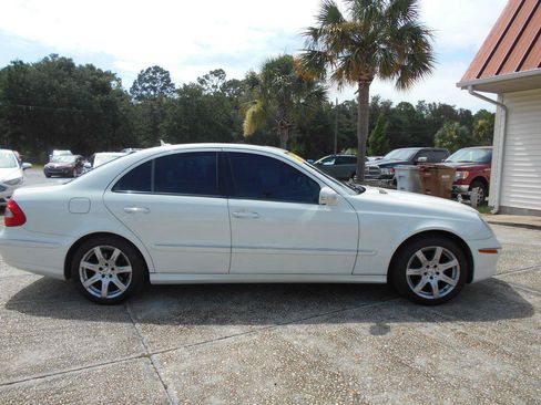Used 2007 Mercedes-Benz E 350 4MATIC Sedan image 4