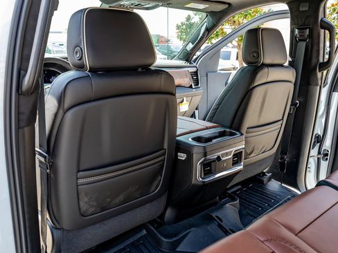 Used 2026 GMC Sierra 3500 Denali Ultimate AWD/4WD image 30