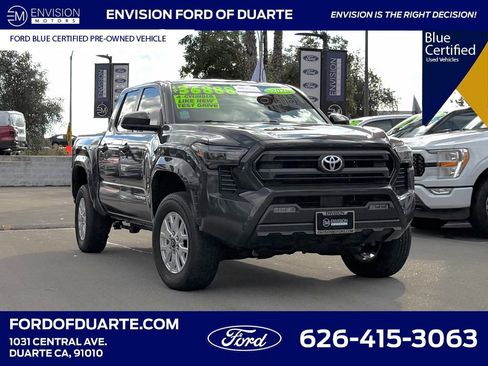 Used 2025 Toyota Tacoma SR5 image 1