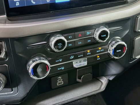 Used 2025 Ford F150 XLT w/ Equipment Group 301A Standard RWD image 23
