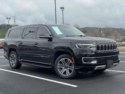 Used 2024 Jeep Wagoneer L Series II w/ Flexible Seating Group