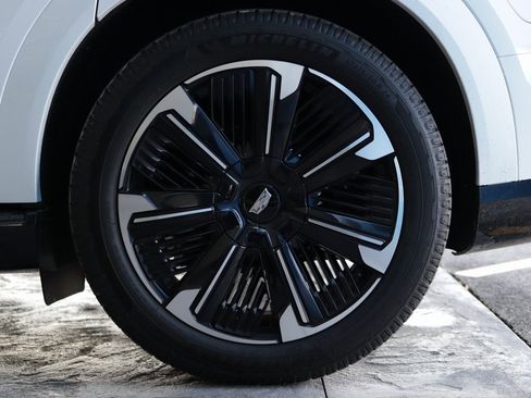 Used 2025 Cadillac Escalade IQ Sport 1 image 47