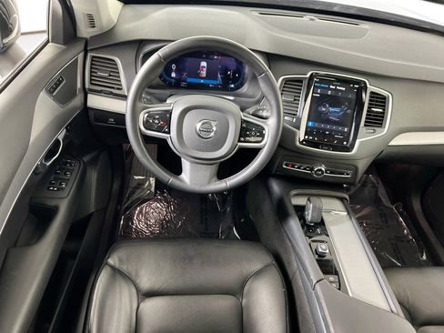 Used 2023 Volvo XC90 B5 Core w/ Protection Package Premier image 23
