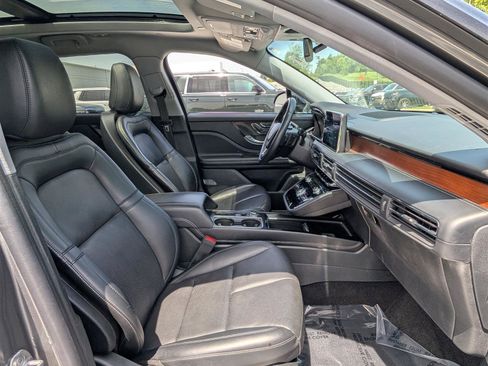 Used 2022 Lincoln Corsair Reserve w/ Elements Package image 11