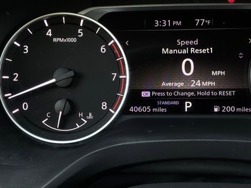 Used 2025 Nissan Rogue SV FWD image 38