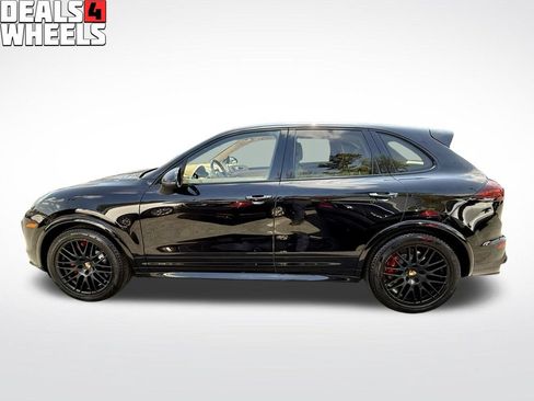 Used 2016 Porsche Cayenne GTS AWD/4WD image 9