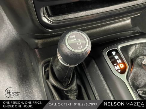 Used 2022 Jeep Wrangler Sport S image 34