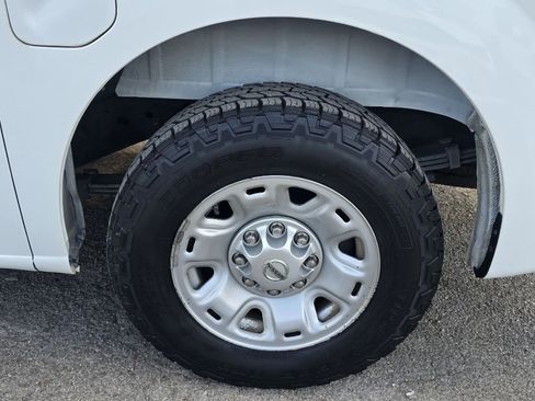 Used 2015 Nissan NV 2500 SV w/ Side & Curtain Airbag Package image 27