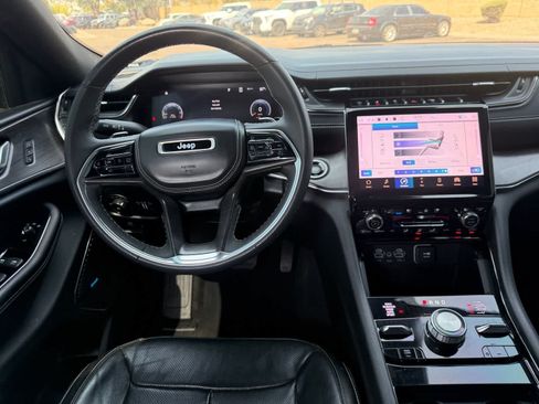 Used 2023 Jeep Grand Cherokee L Overland AWD/4WD image 10