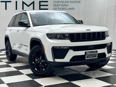 New 2026 Jeep Grand Cherokee Limited w/ Limited Altitude Package