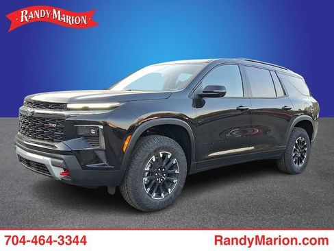New 2026 Chevrolet Traverse Z71 w/ Enhanced Driving Package AWD/4WD image 1