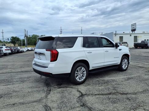 Used 2024 GMC Yukon SLT w/ SLT Luxury Package AWD/4WD image 4