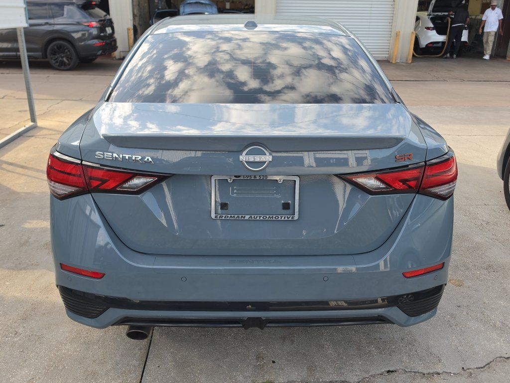 Used 2024 Nissan Sentra SR w/ SR Premium Package FWD image 5