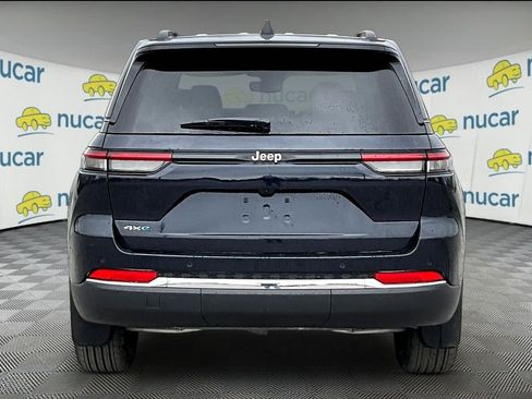 Used 2024 Jeep Grand Cherokee Limited 4xe w/ Luxury Tech Group II AWD/4WD image 6
