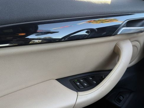 Used 2018 BMW X1 sDrive28i image 19