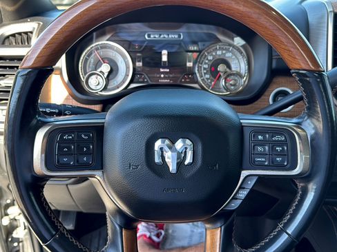 Used 2020 RAM 2500 Limited AWD/4WD image 23
