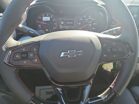 New 2026 Chevrolet Trax RS w/ Sunroof Package image 19